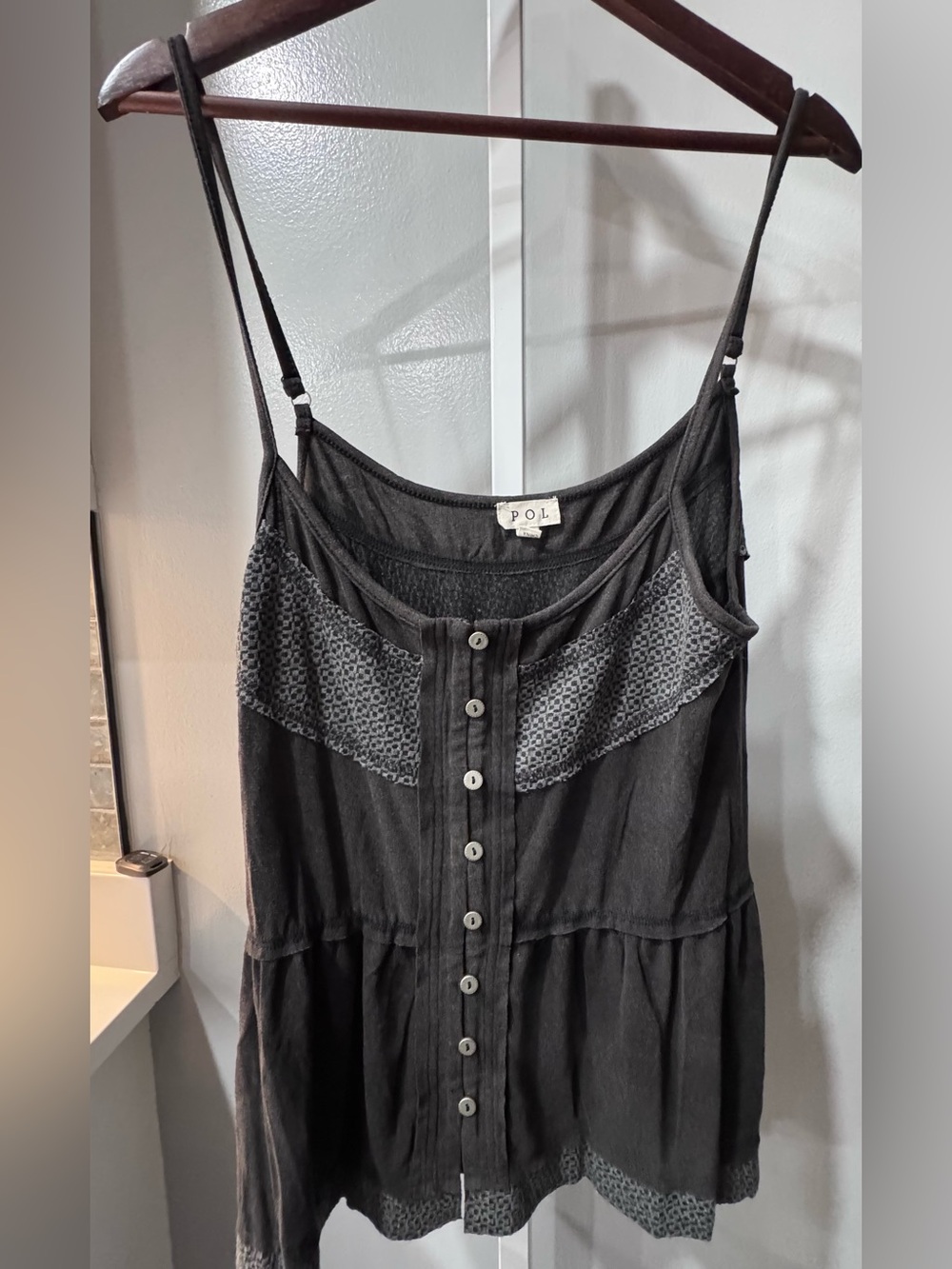 POL Black/Gray Boho Adjustable Strap Button Front Tank Top S NWOT